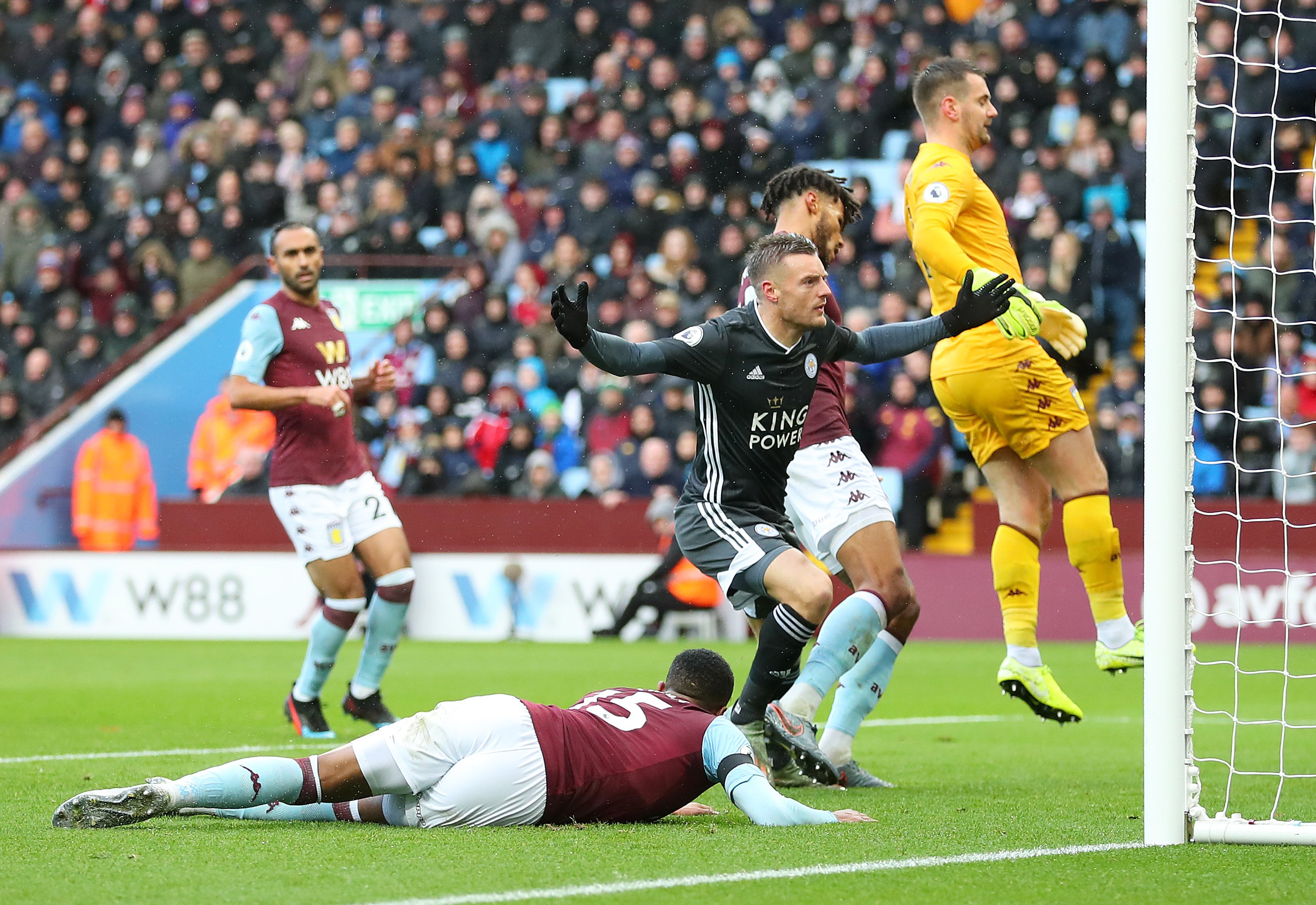 與替補之間 與替補之間